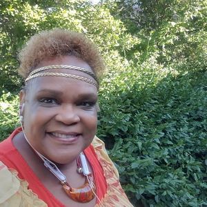 Meet your Posher, Robin